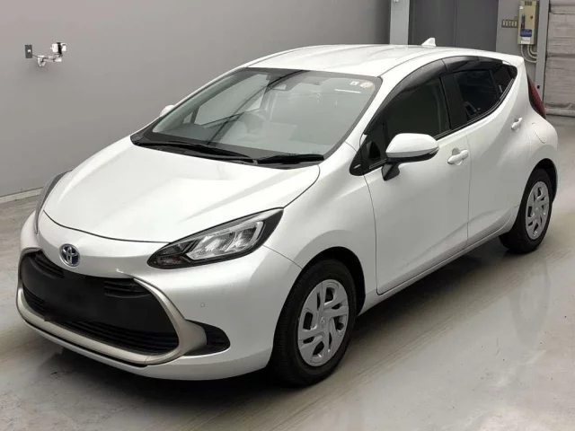 Toyota Aqua Лот № 12571 2021