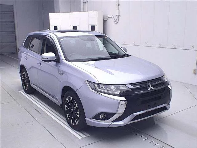 Mitsubishi Outlander III Рестайлинг