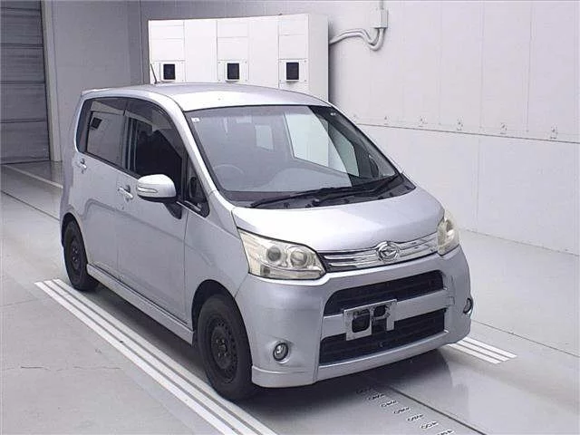 Daihatsu Move Лот № 80699 2011