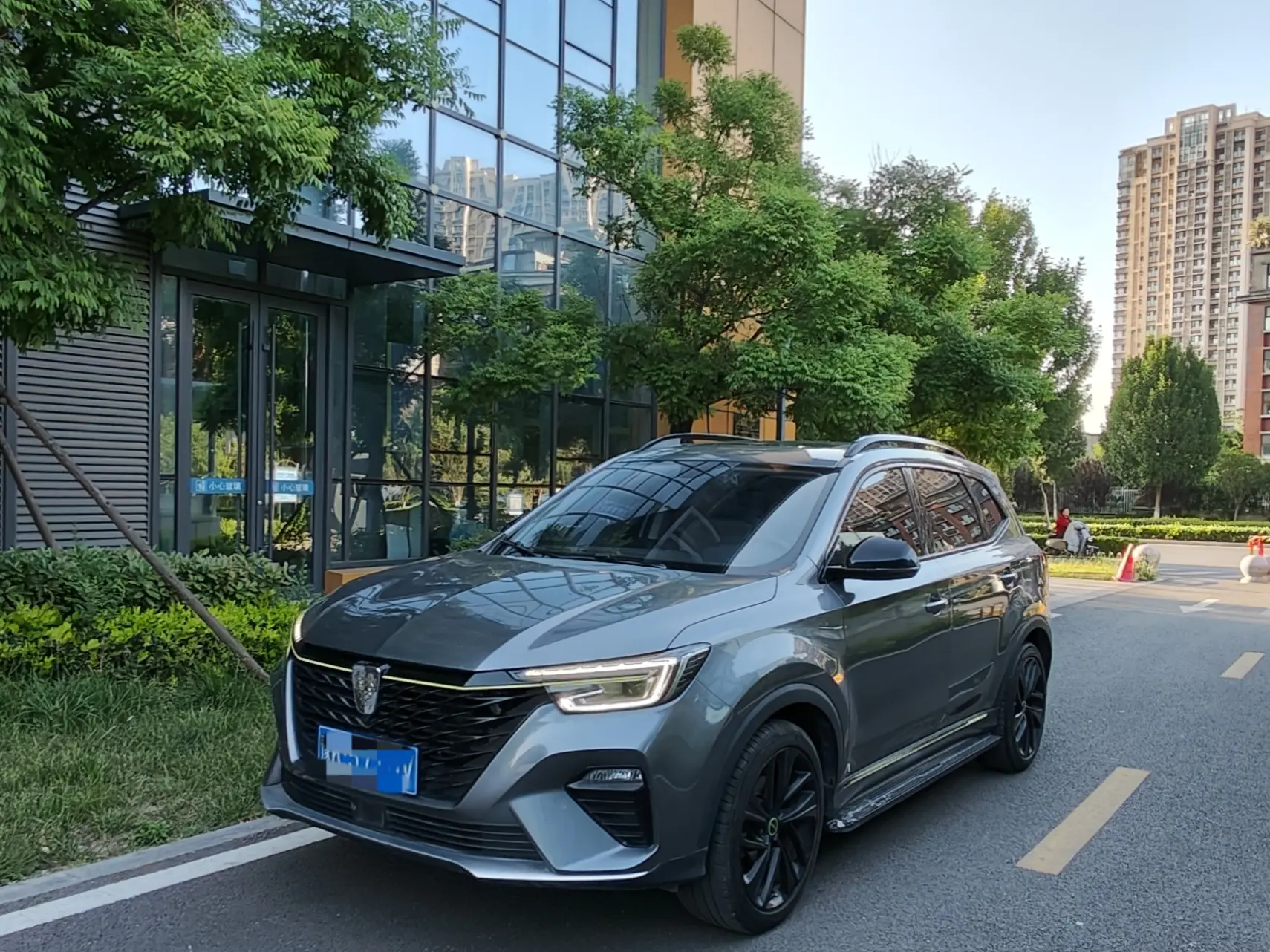 Roewe RX5 I