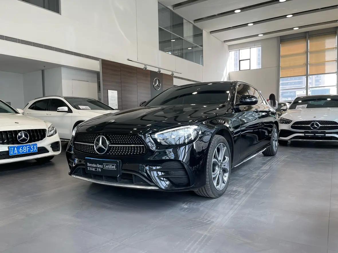Mercedes-Benz E-Class №18661610 2022