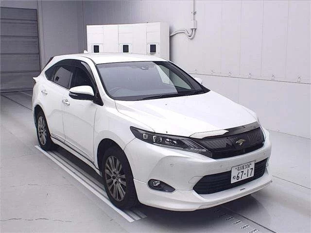 Toyota Harrier III (XU60)