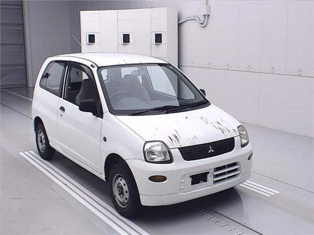 Mitsubishi i