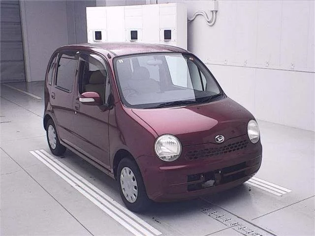 Daihatsu Move IV