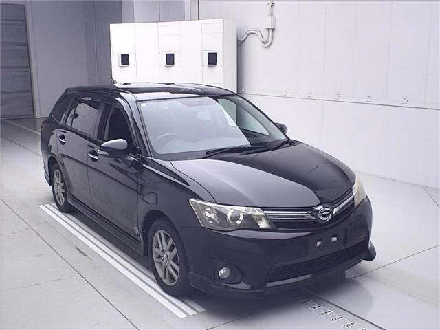 Toyota Corolla Fielder Лот № 60228 2013