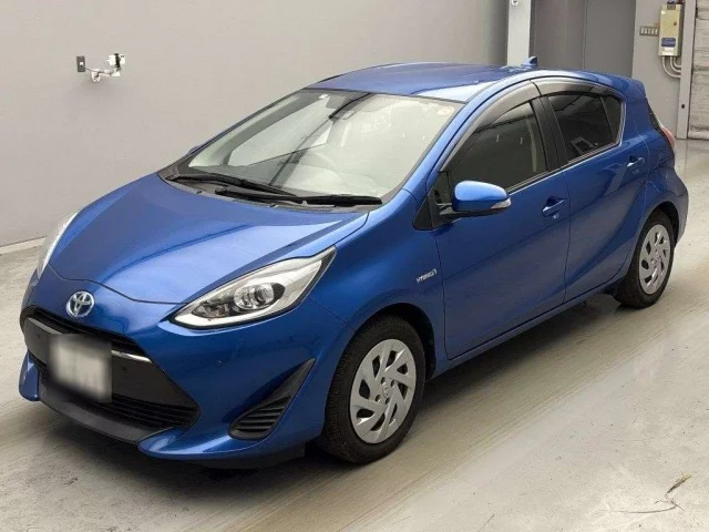 Toyota Aqua Лот № 12470 2018