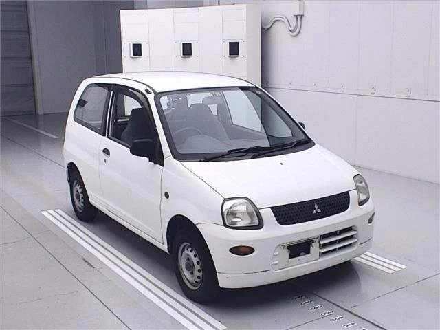 Mitsubishi i