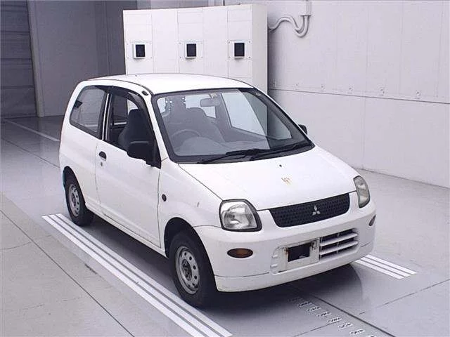 Mitsubishi i