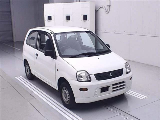 Mitsubishi i