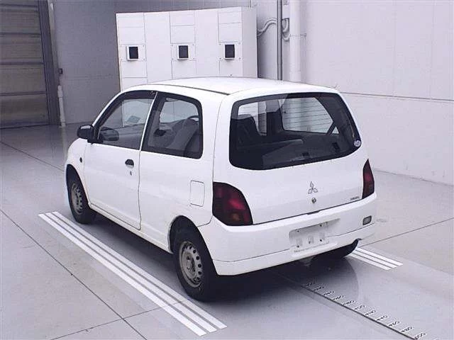 Mitsubishi i