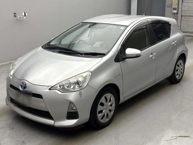 Toyota Aqua Лот № 12419 2014