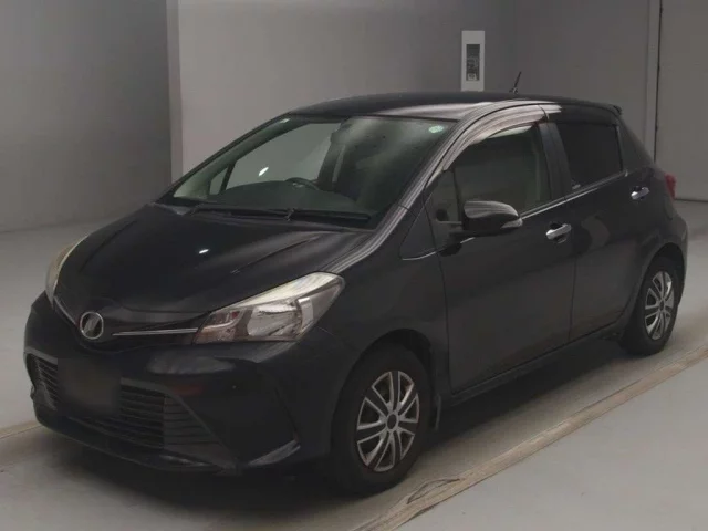 Toyota Vitz Лот № 80020 2015
