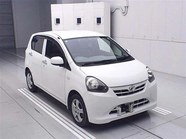 Daihatsu Mira VII