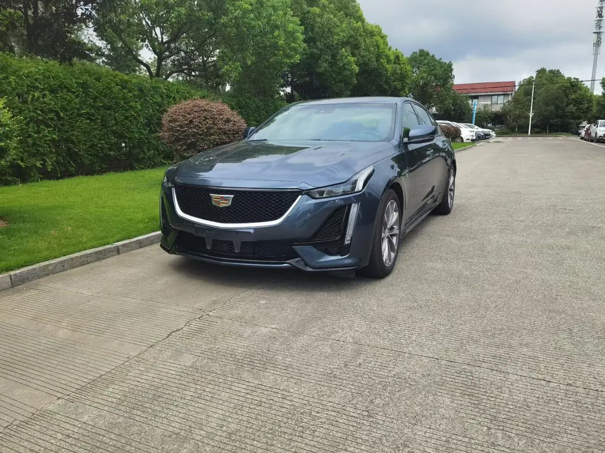 Cadillac CT5 I