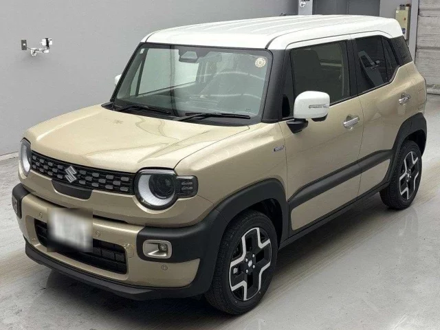 Suzuki Xbee Лот № 12357 2025