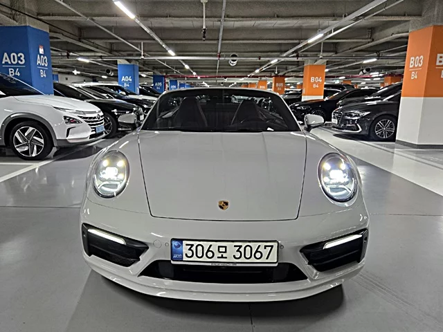 Porsche 911 VIII (992)