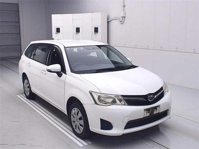 Toyota Corolla Fielder Лот № 70280 2013