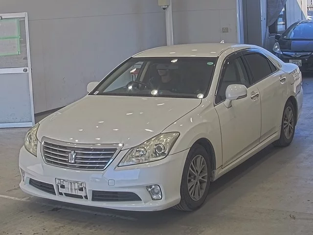Toyota Crown XS10