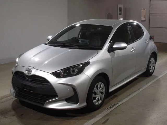 Toyota Yaris Лот № 2020