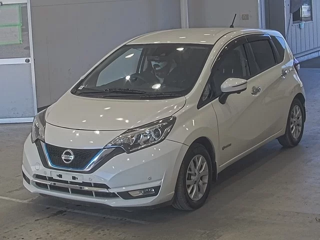 Nissan Note II Рестайлинг