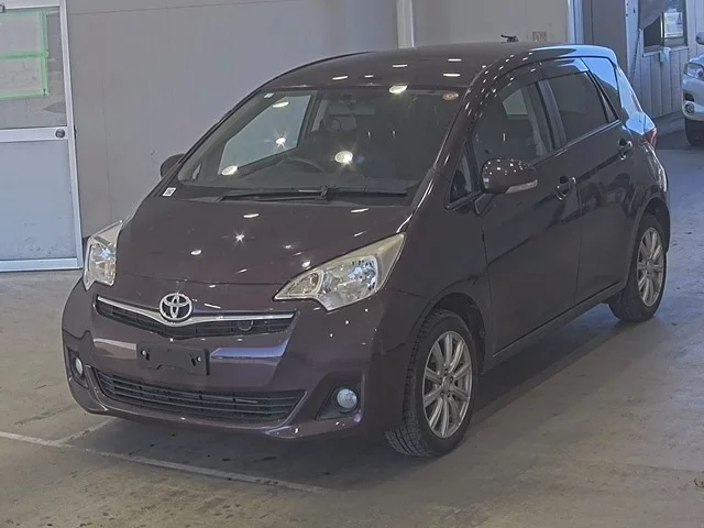 Toyota Ractis II