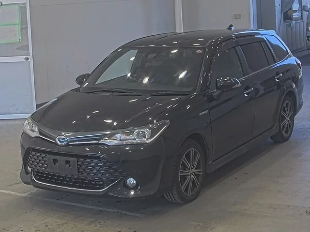 Toyota Corolla Fielder Лот № 20381 2017