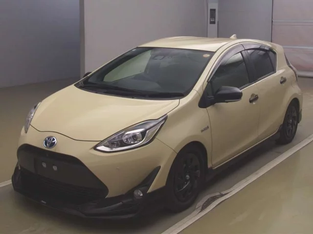 Toyota Aqua Лот № 74041 2020