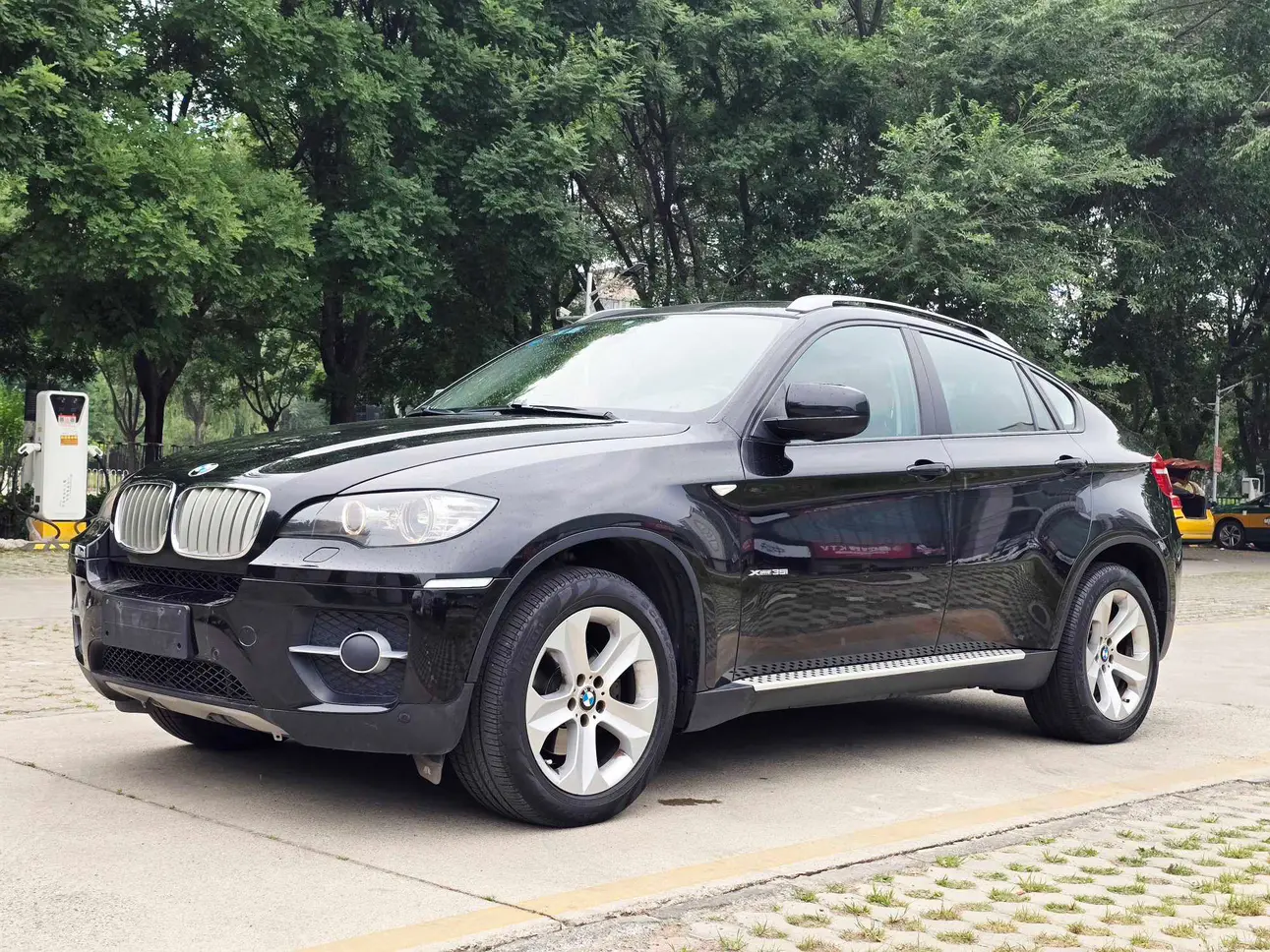 BMW X6 I (E71)