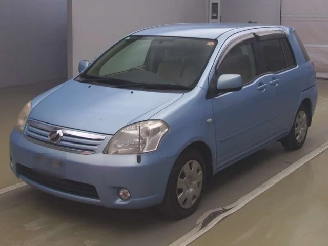 Toyota Raum Лот № 74034 2011