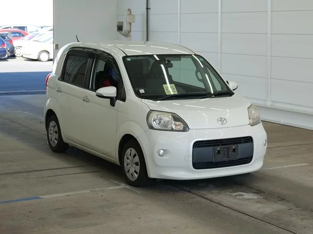 Toyota Voxy IV (R90)