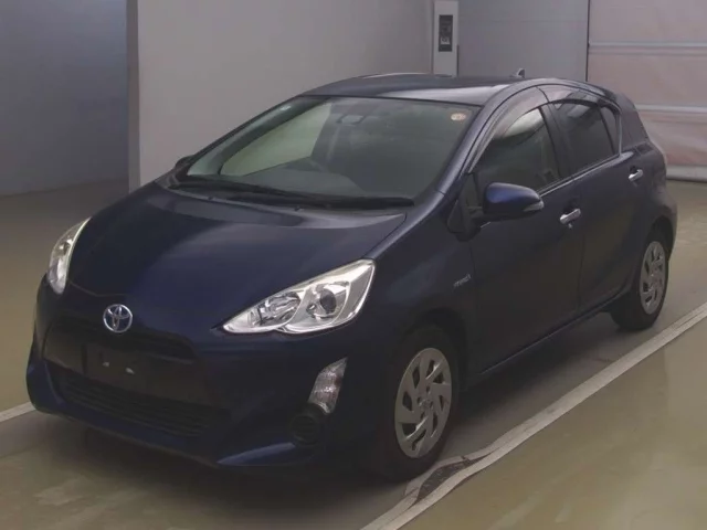 Toyota Aqua Лот № 74027 2016
