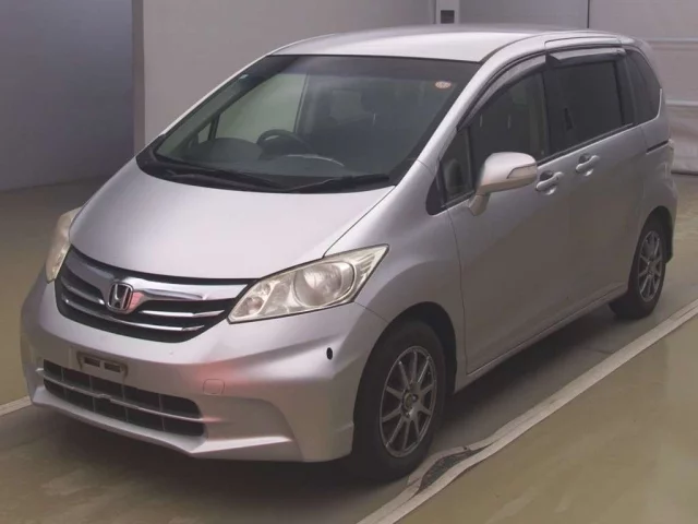 Honda Freed Лот № 74015 2013