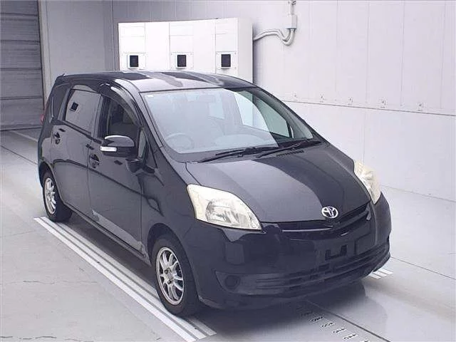 Toyota Passo Sette Лот № 70117 2010