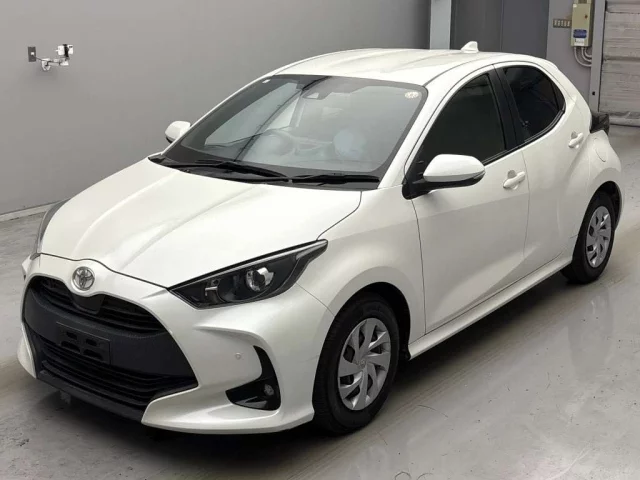 Toyota Yaris Лот № 12214 2021