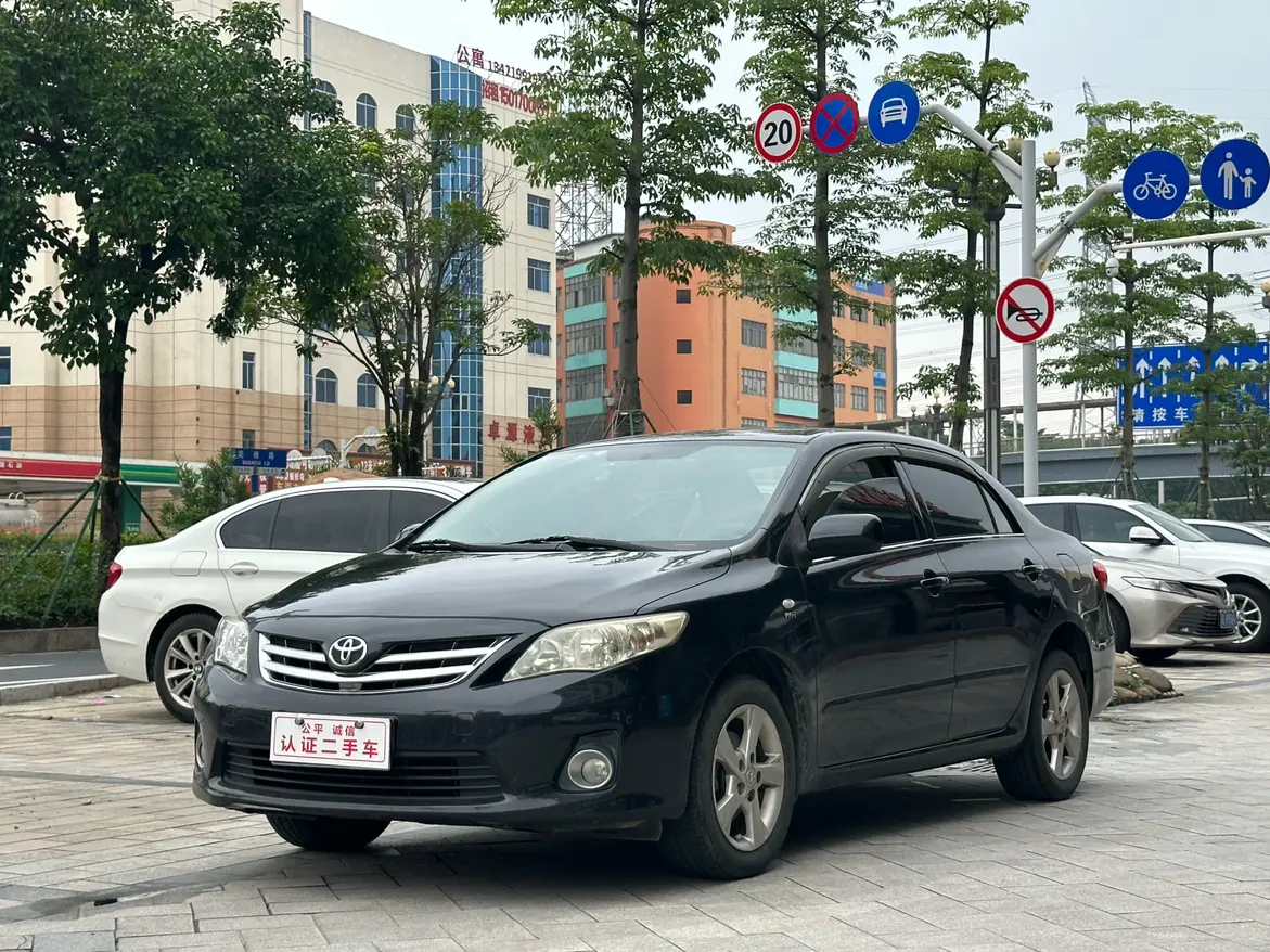 Toyota Corolla XI (E160, E170, E180)