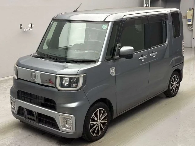 Daihatsu Wake I