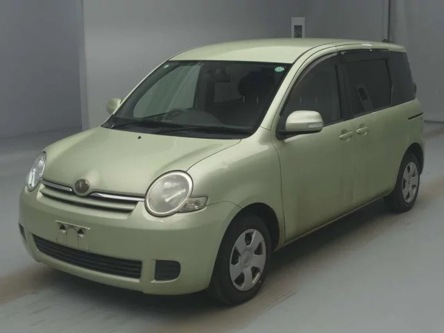 Toyota Corolla XII (E210)