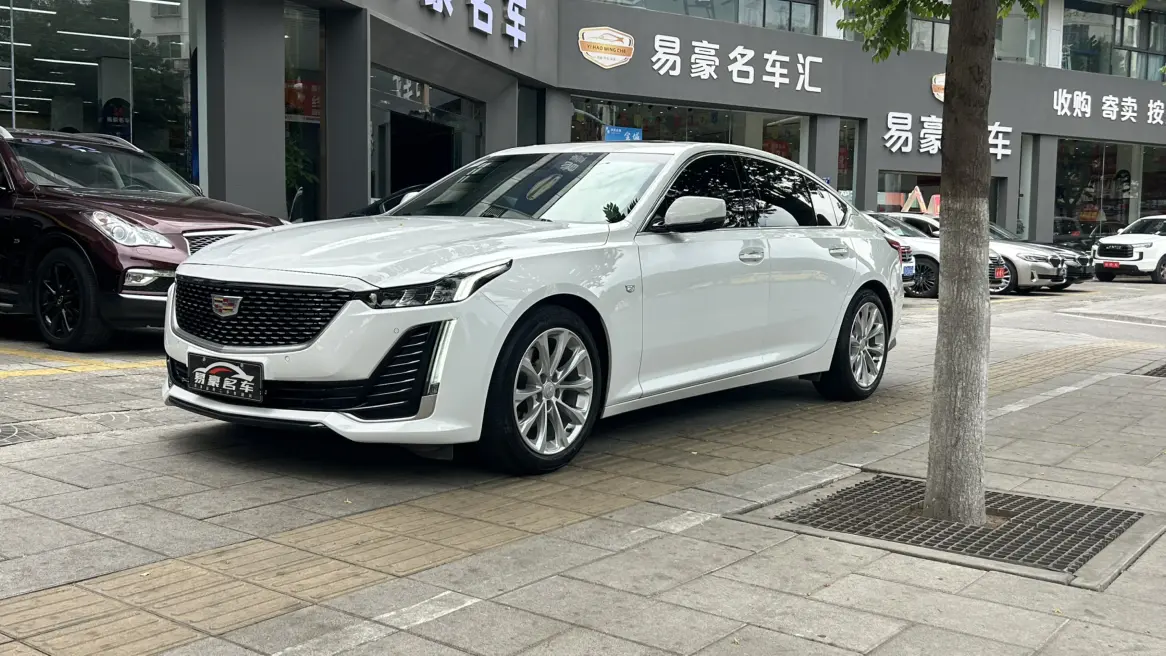 Cadillac CT5 I