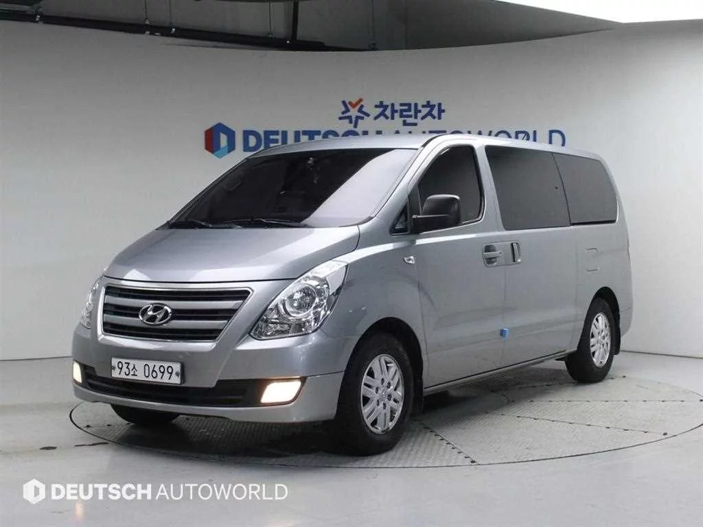 Hyundai Starex