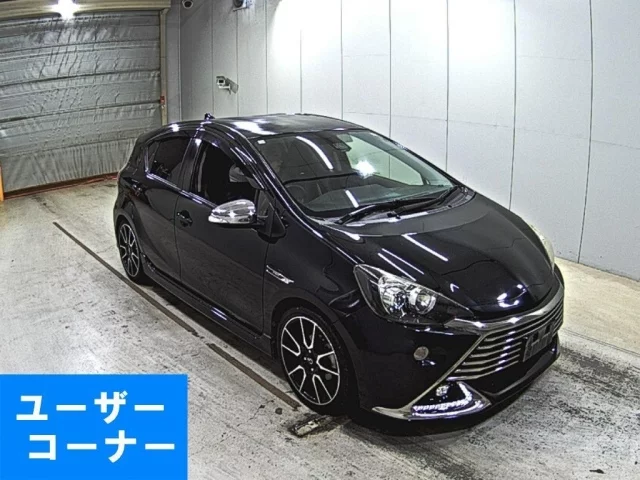 Toyota Aqua Лот № 2016