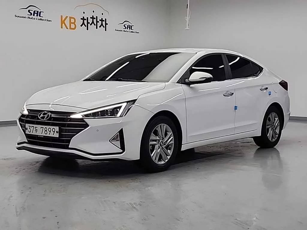 Hyundai Avante (Хендай Элантра) 1.6 Premium 2018