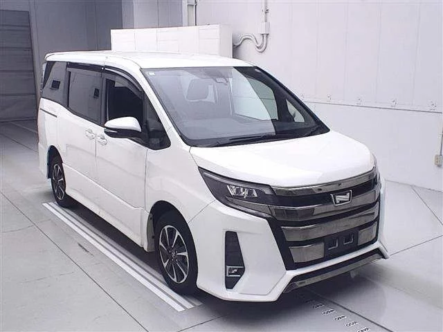 Toyota Noah III (R80) Рестайлинг