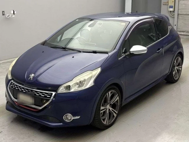 Peugeot 208 I Рестайлинг