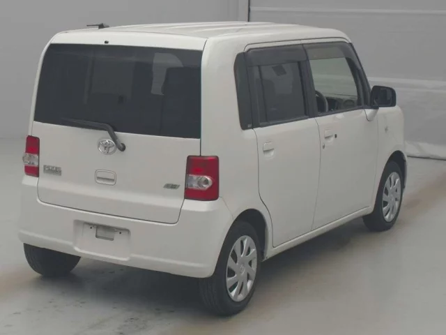Toyota Pixis Space Лот № 73027 2012