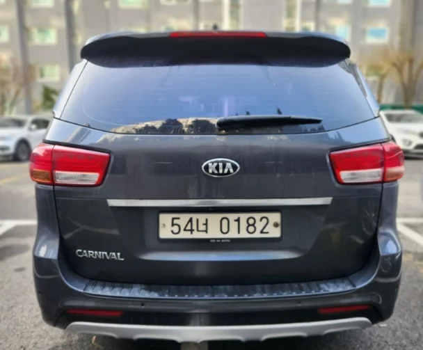 Kia Carnival 2016