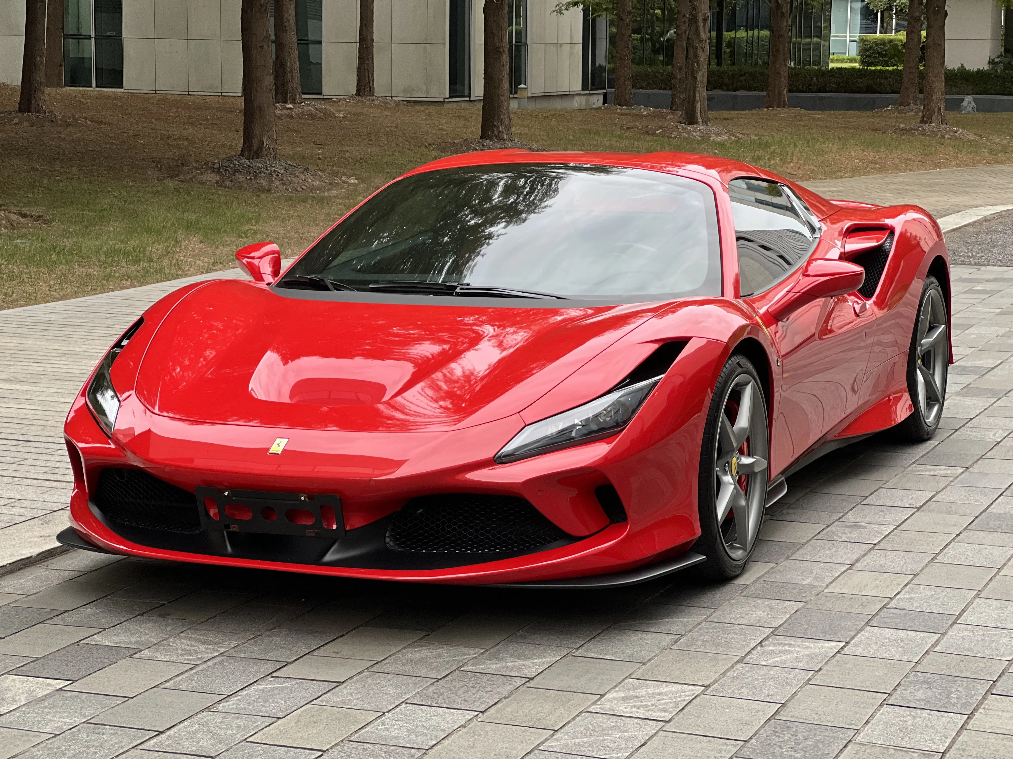 Ferrari F8
