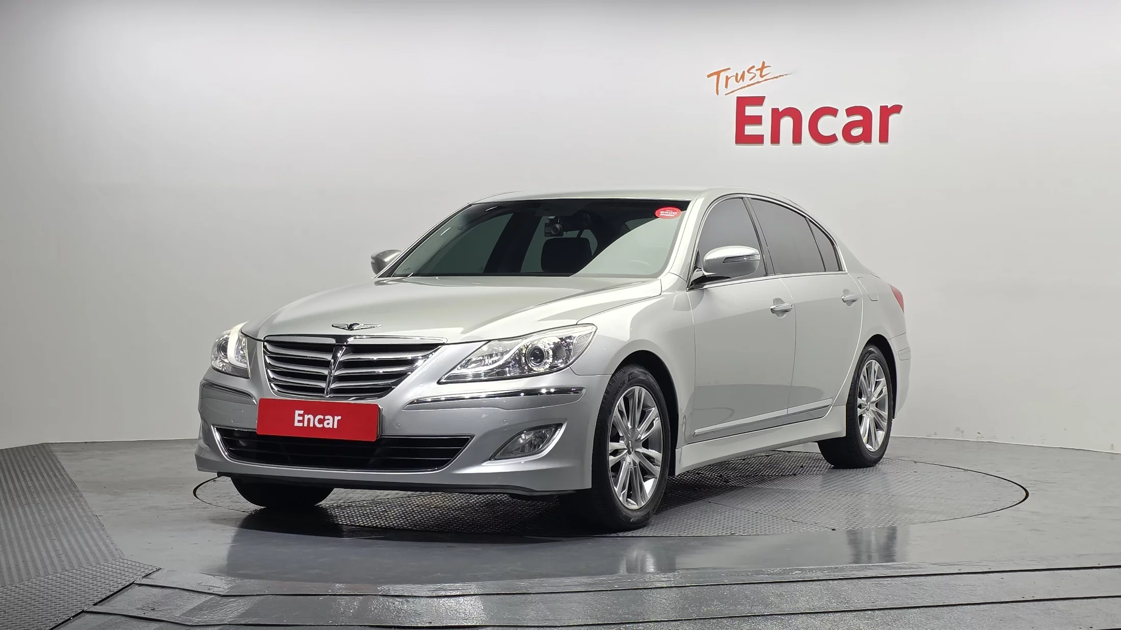 Hyundai Genesis 2011