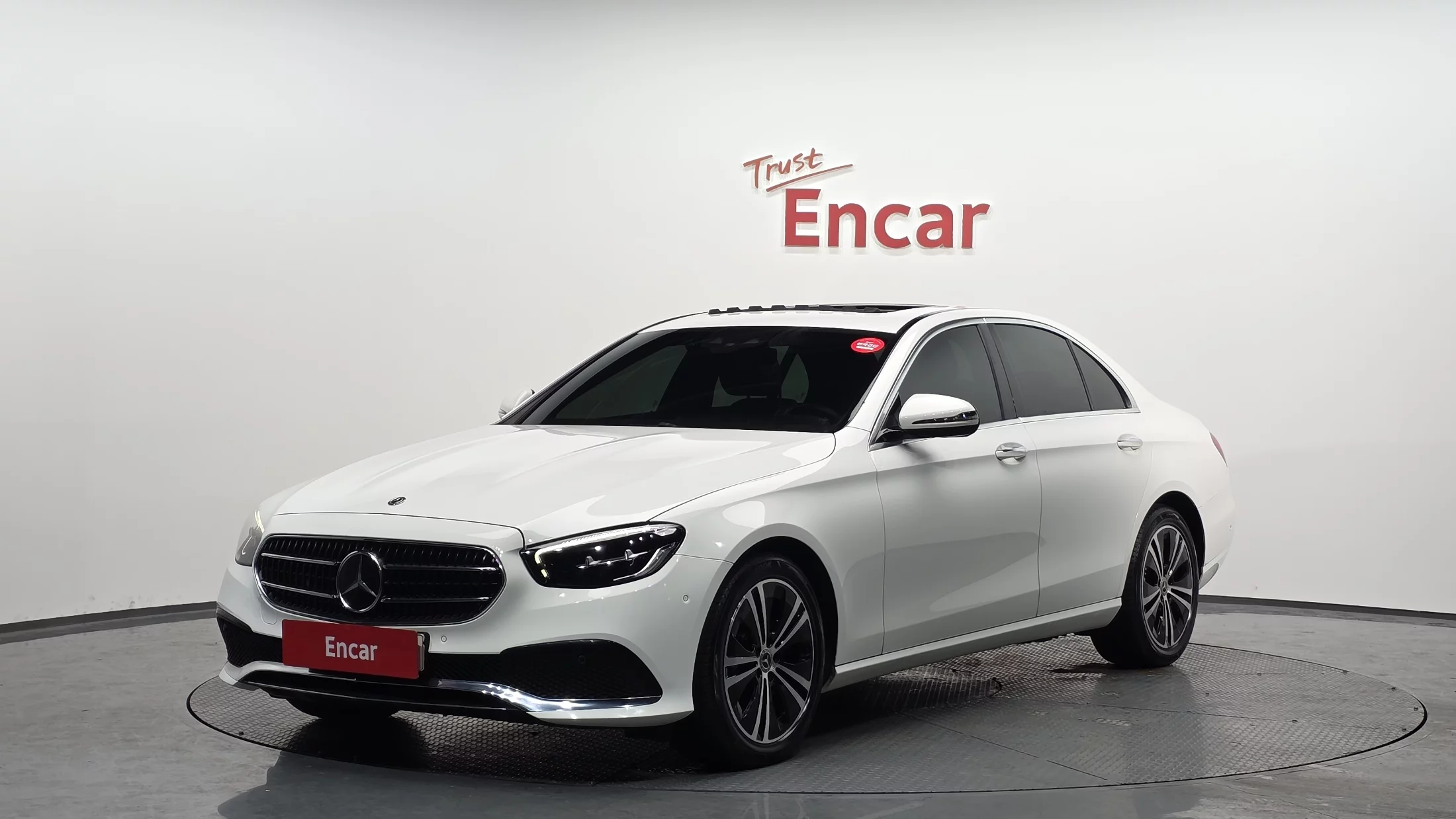 Mercedes-Benz E-Класс 2021