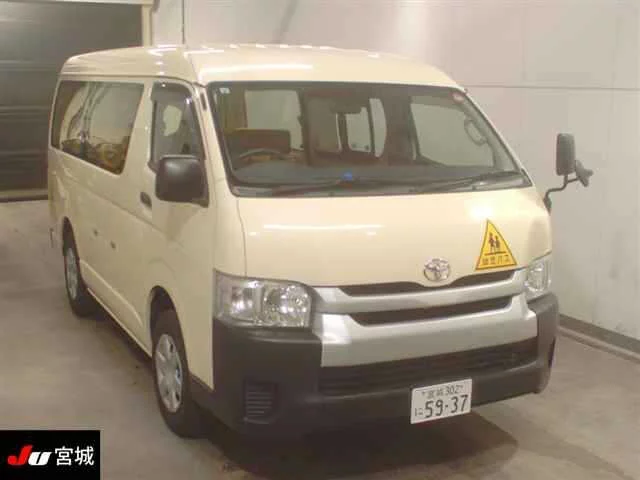 Toyota HiAce H200 Рестайлинг