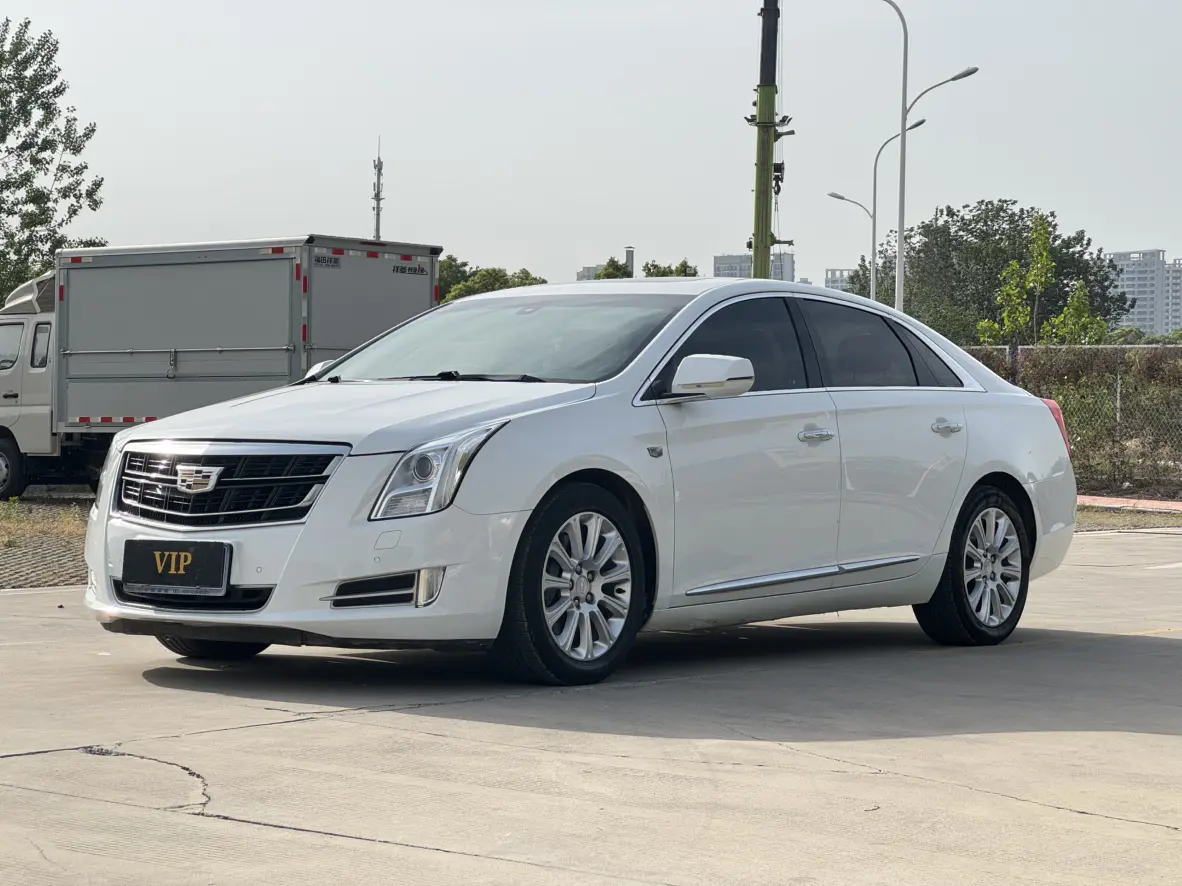 Cadillac XTS I